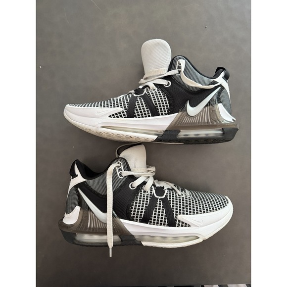 Nike Other - Nike Lebron Basketball‎ Shoes Witness VII White Black Size 8